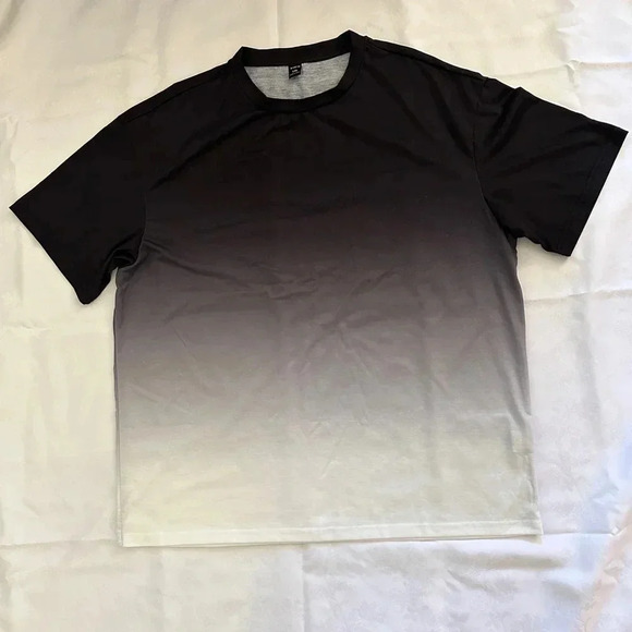 Black and white Ombré T shirt - Picture 4 of 4